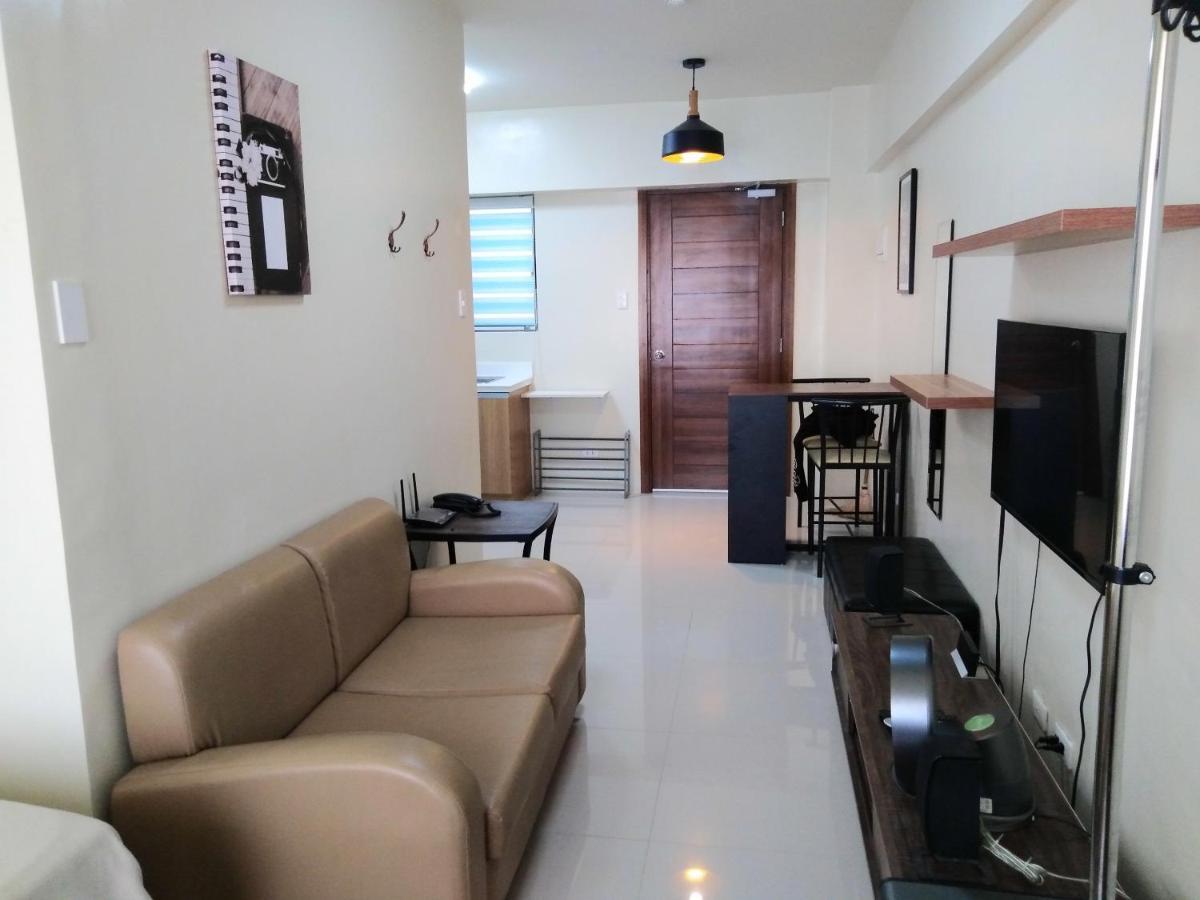 Soltana Nature Residences Condominium マクタン エクステリア 写真